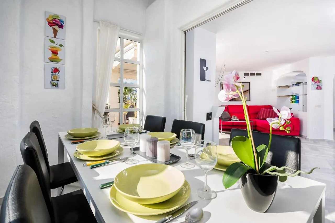 Puerto Marina, Frontline Apartment In Benalmadena, Malaga La Carihuela 0*,  Španělsko
