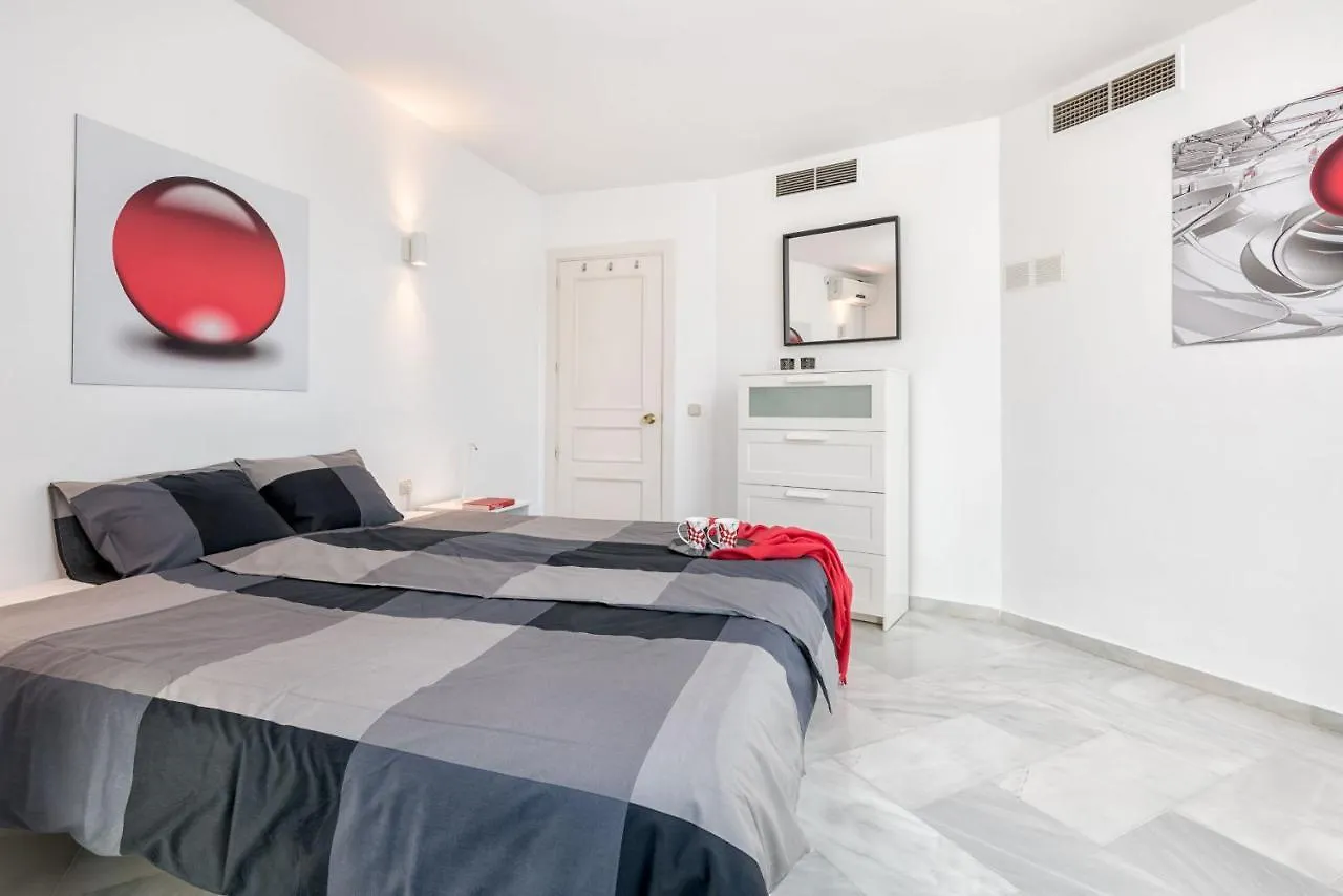 Puerto Marina, Frontline Apartment In Benalmadena, Malaga La Carihuela Španělsko