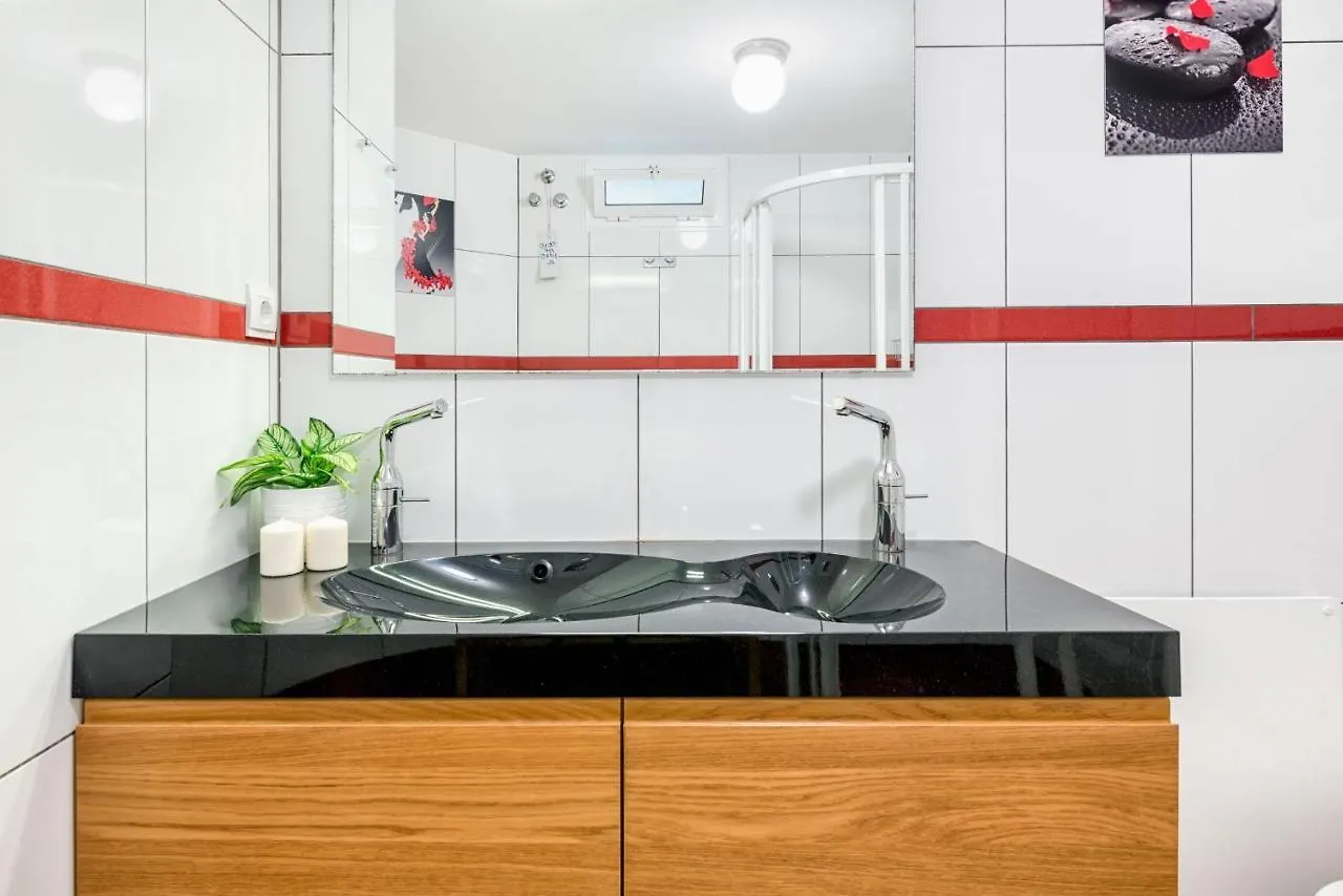 Puerto Marina, Frontline Apartment In Benalmadena, Malaga La Carihuela Španělsko